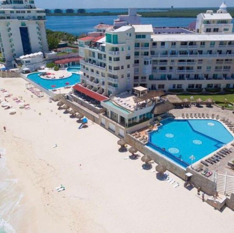 Cancun Beach Aparthotel Brisas 외부 사진